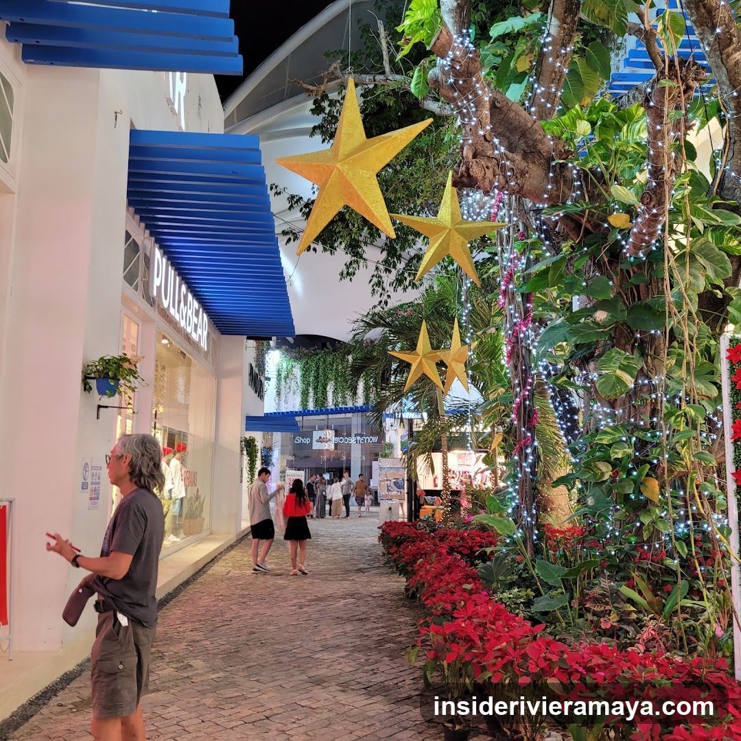 Outdoor Shopping Walkway