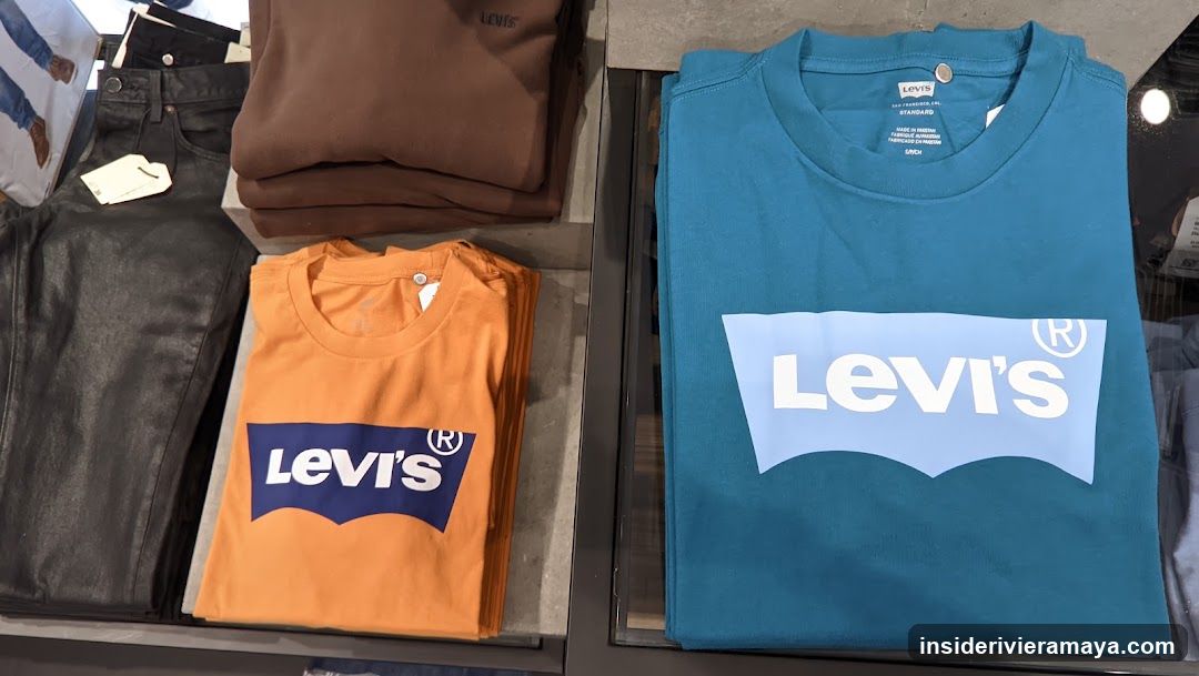 Levi's