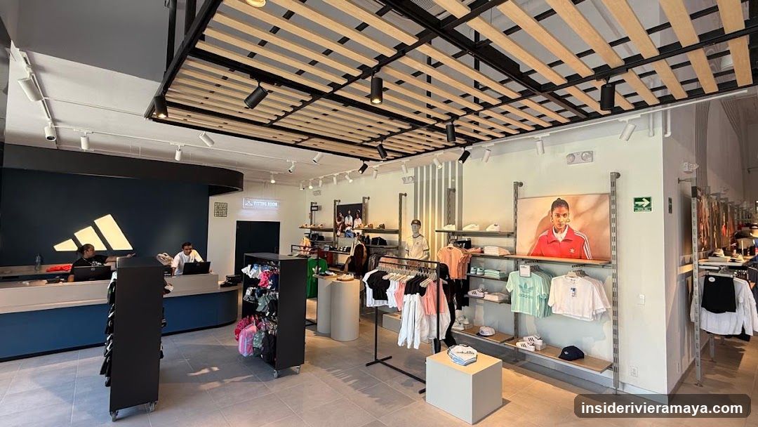 Adidas Paseo del Carmen Store