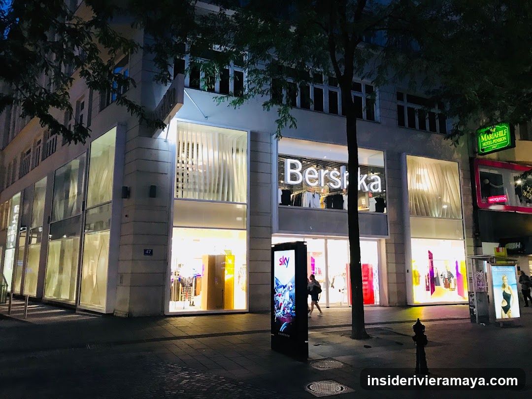 Modern Clothing Store Interior