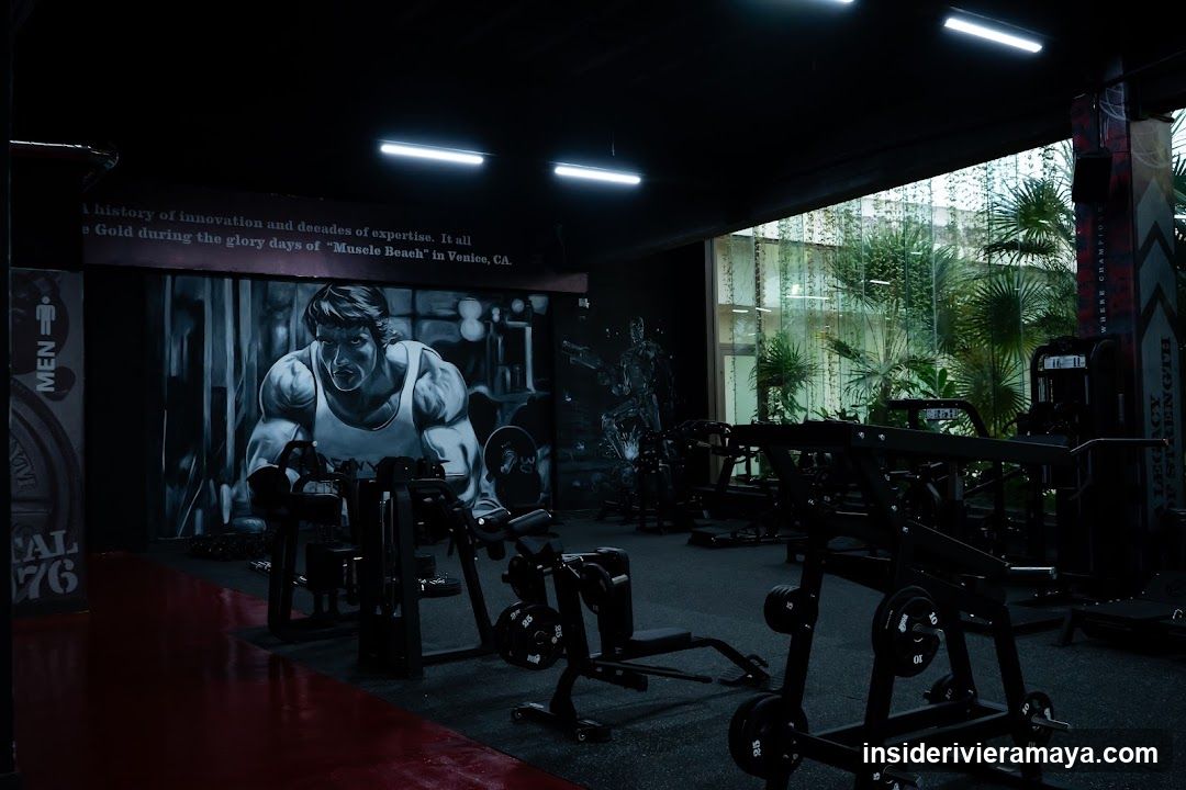World Gym Playa del Carmen